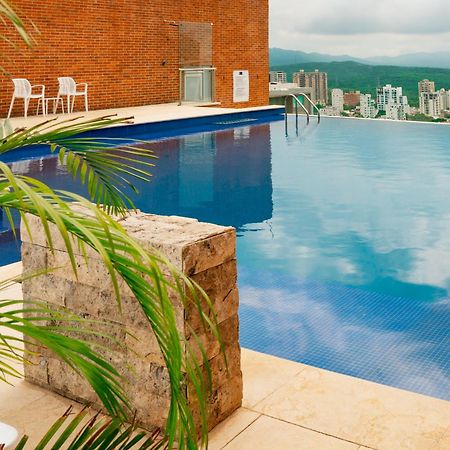 Hotel Dann Carlton Barranquilla Y Centro De Convenciones ภายนอก รูปภาพ Infinity pool